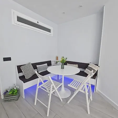 Apartment Paseo Maritimo
